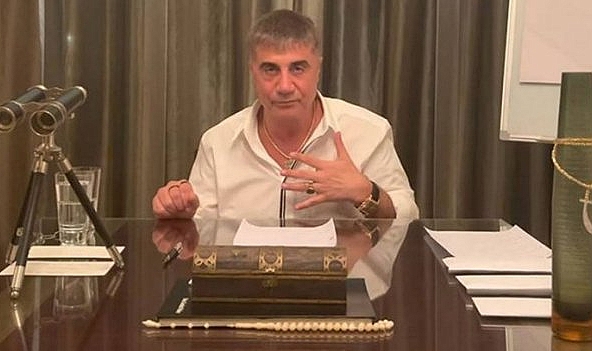 Sedat Peker Bu Sefer Bekir Bozdağ&#039;ı Hedef Aldı!!