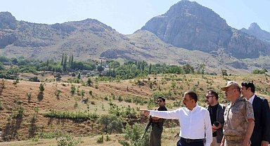 Siirt Valisi Hacıbektaşoğlu, Pervari-Doğan yolunda incelemelerde bulundu