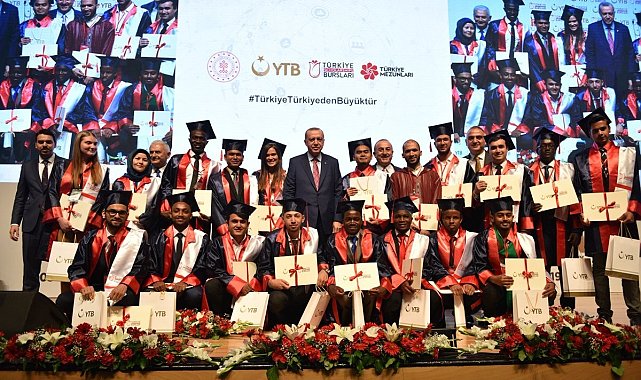 Uluslararası öğrenciler mezuniyet heyecanı yaşıyor