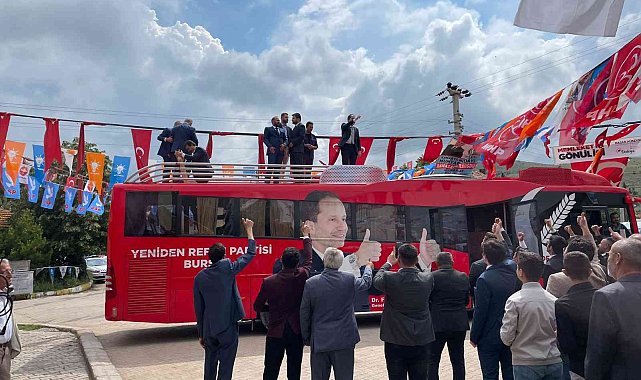 Yeniden Refah Partisi Genel Başkanı Erbakan: &quot;50 senelik Milli Görüş tarihi efsane hizmetlerle doludur&quot;