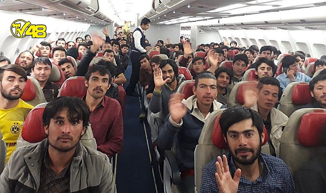 8 ayda 69 bin 692 kaçak göçmen sınır dışı edildi