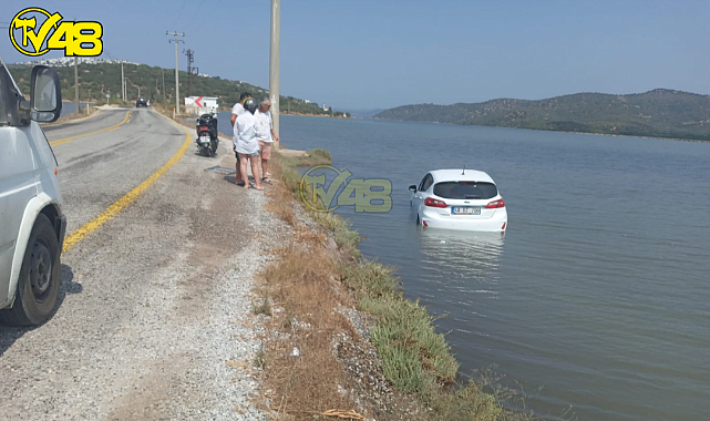 Milas&#039;ın Boğaziçi Mahallesinde Araç Denize Uçtu