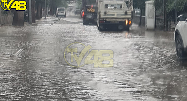 Milas'ın Yolları Yağmur'a Yakalandı !