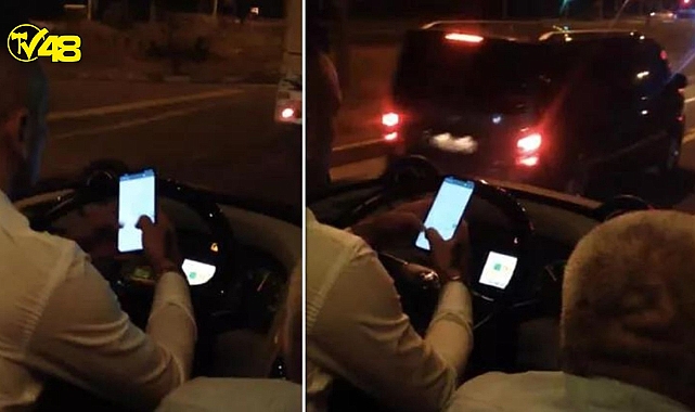 Otobüs şoförü seyir halindeyken böyle görüntülendi, kazaya davetiye çıkardı