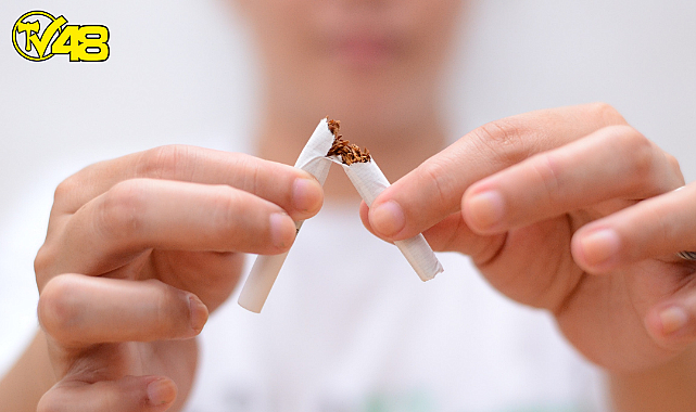 SİGARA İÇMEK KOLOREKTAL KANSER RİSKİNİ ARTIRIYOR !