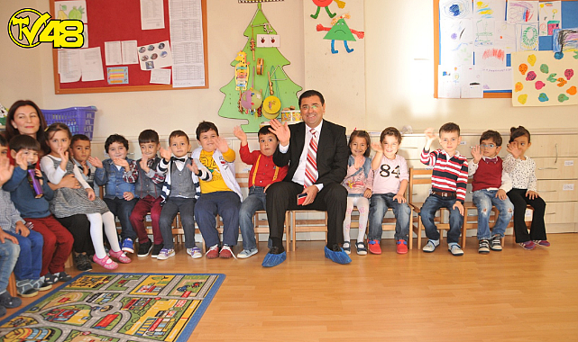 MİLAS BELEDİYESİ OKUL ÖNCESİ KIRTASİYE YARDIMINI SÜRDÜRÜYOR