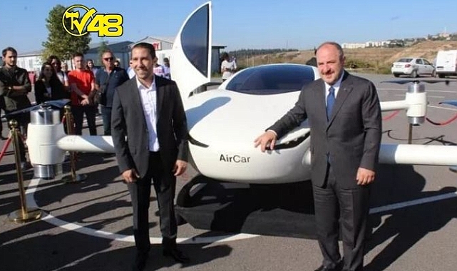 Bakan Varank: &#039;Airtaxi&#039; 23 Nisan&#039;da boğazı uçarak geçecek!