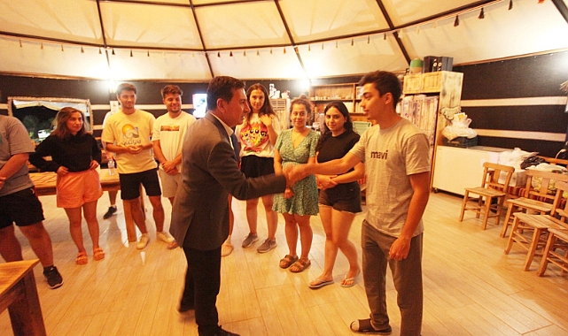 Başkan Aras Öğrencilerle Bir Araya Geldi