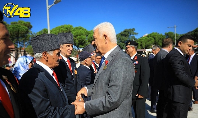 Başkan Gürün, Törene Dedesinin İstiklal madalyası ile katıldı