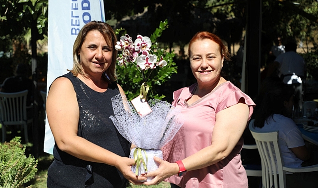 Bodrum Belediyesi, işitme engelli vatandaşlar ile bir araya geldi.