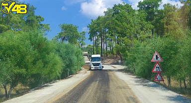 Büyükşehir, Seydikemer'de yol çalışmalarını sürdürüyor