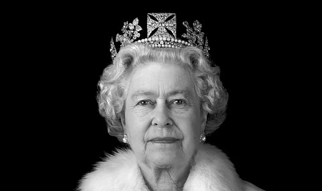 İngiltere Kraliçesi Hayatını Kaybetti