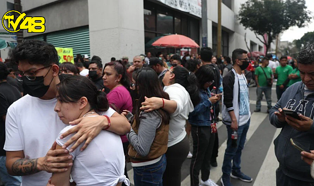 Meksika 7,6 büyüklüğünde depremle sarsıldı! Tsunami uyarısı geldi