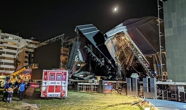 Tarkan&#039;ın konser vereceği sahne çöktü