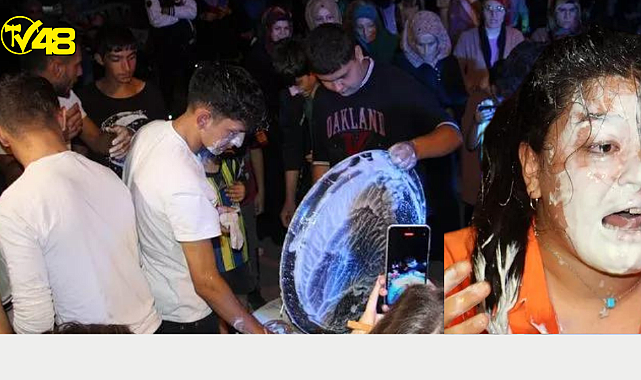 Yoğurdun içindekini duyunca tanınmaz hale geldiler... Tepsiler havada uçuştu