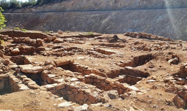 Bodrum&#039;da Sel Kapanı Projesinde 20 Antik Mezar Ortaya Çıktı