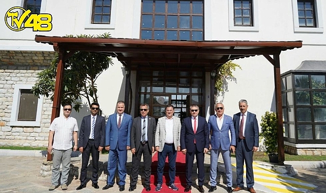 Milas Belediye Başkanı Muhammet Tokat beraberindeki heyetle birlikte kardeş şehrimiz Bodrum&#039;da bir dizi ziyaret gerçekleştirdi.