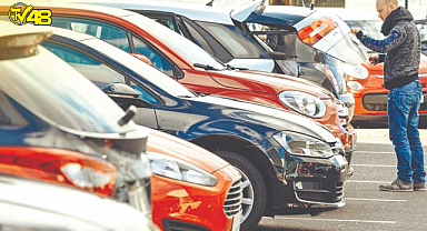 Otomobil alacakların gözü kulağı orada