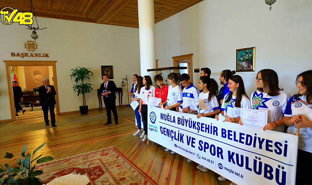 Şampiyon Sporculardan Başkan Gürün&#039;e Ziyaret