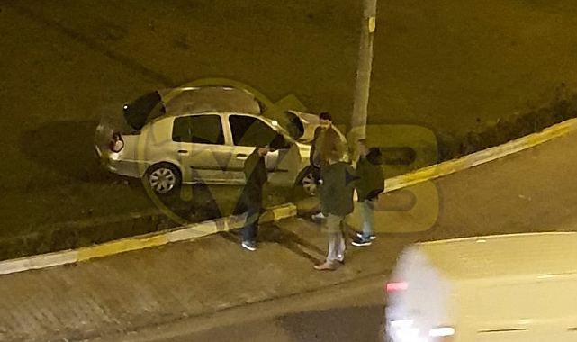 AKILLI KAVŞAĞA ÇIKTI OLAY YERİNDEN KAÇTI