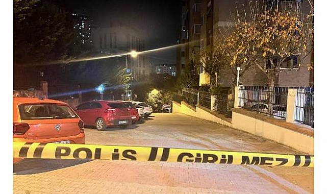 ANNE VE BABASININ BIÇAKLANDIĞINI GÖREN POLİS DEHŞET SAÇTI