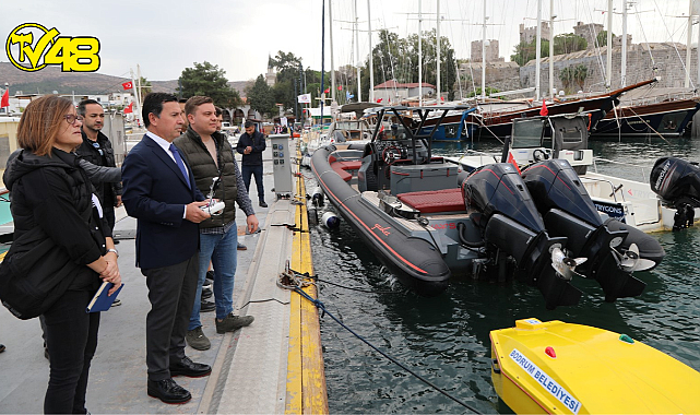 DENİZ YÜZEYİ TEMİZLEME ARACI HİZMETE BAŞLADI