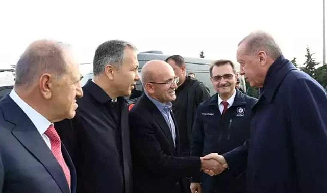 Açılışta sürpriz isim: Yıllar sonra Erdoğan&#039;ın yanında