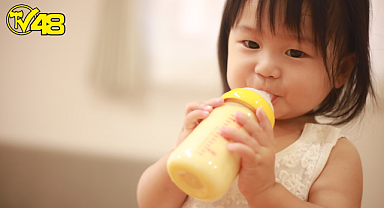 ANNE BABALAR EKRAN BAŞINA! BİBERON ÇÜRÜKLERİ DİŞ YAPISINI BOZUYOR