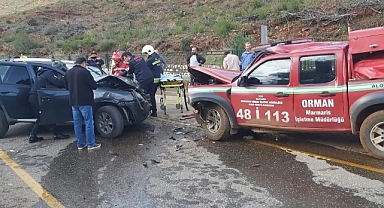 Orman Aracı ile Otomobilin Çarpıştığı Kazada 3 Kişi Yaralandı