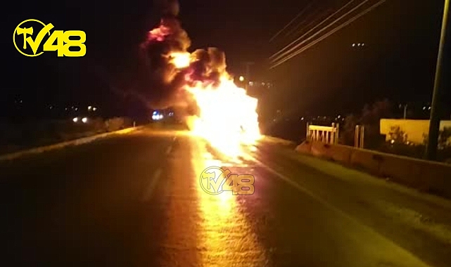 SON DAKİKA! YATAĞAN-MİLAS ÇEVREYOLUNDA YOLCU OTOBÜSÜ ALEV ALDI