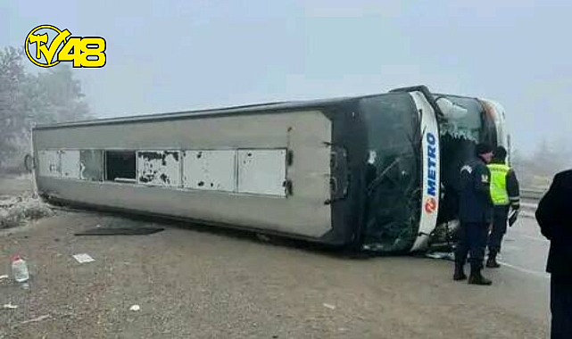 Ankara&#039;nın Kalecik ilçesinde yolcu otobüsü devrildi!