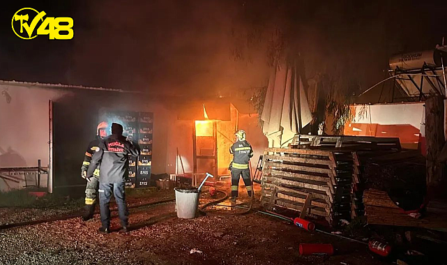 İKİ İŞLETME ALEV ALEV YANDI