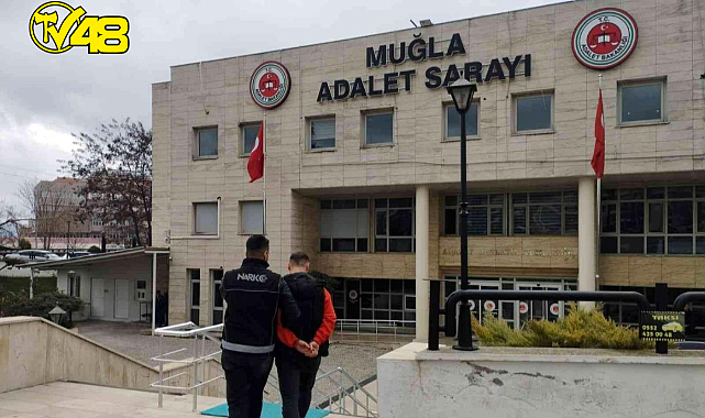 Otomobilde 500 gram uyuşturucu ile yakalandılar