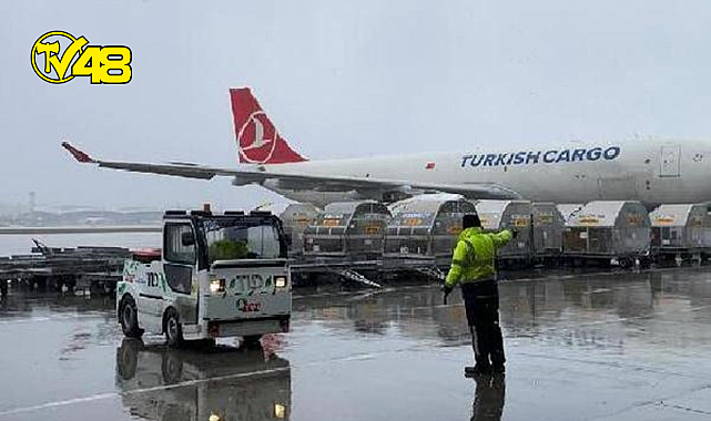 13 kargo seferiyle 850 ton yardım taşındı!