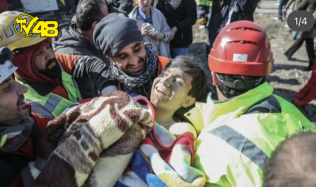 56 saat sonra enkazdan bir genç çıkarıldı!