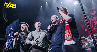 Alman rock grubu Toten Hosen depremzedeler için konser verdi, 1 milyon eurodan fazla para toplandı