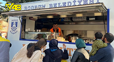 Başkan Aras "Mobil mutfaklarımız, sıcak çorbalarımız, ekmeklerimiz ve sevgimizle, Hatay'ımızın güzel insanlarının hizmetindeyiz"