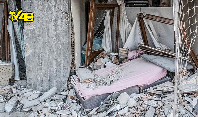 Enkaz altında ablasına umut olmak için kucağındaki ölmüş yeğenine ninni söylemiş