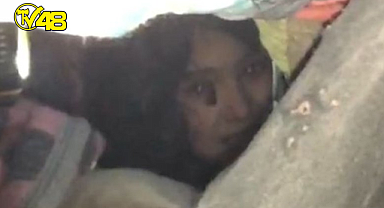 Enkaz altında kalan 5 yaşındaki Yağmur'un sözleri ağlattı: Çok üşüyorum, ellerim bembeyaz oldu baba