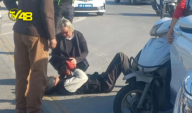 Kontrolsüz Dönen Araç Motosiklete Çarptı!