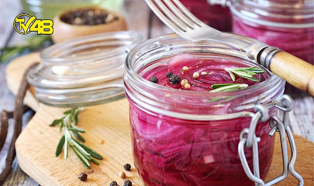 Tam bir şifa deposu mor soğan turşusu tarifi