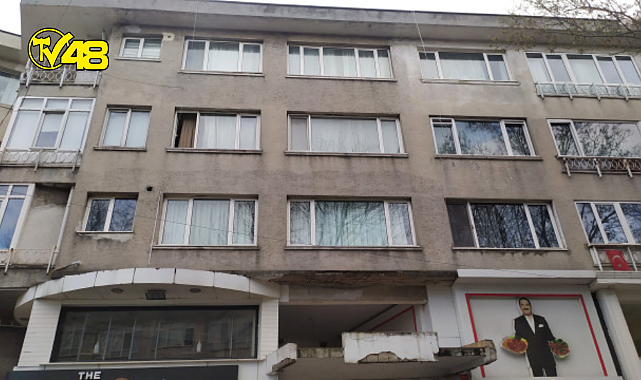 Kolonları patlayan pasajın yöneticisinden şaşkınlık yaratan sözler: Binada tehlike görmüyorum