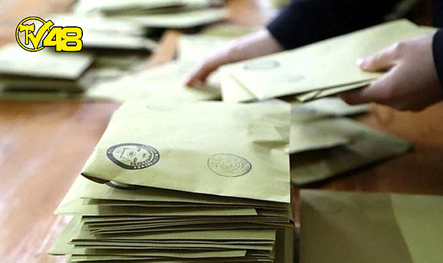 3. cumhurbaşkanı adayı, 100 bin imzayı dördüncü günde toplamayı başaran Muharrem İnce oldu!