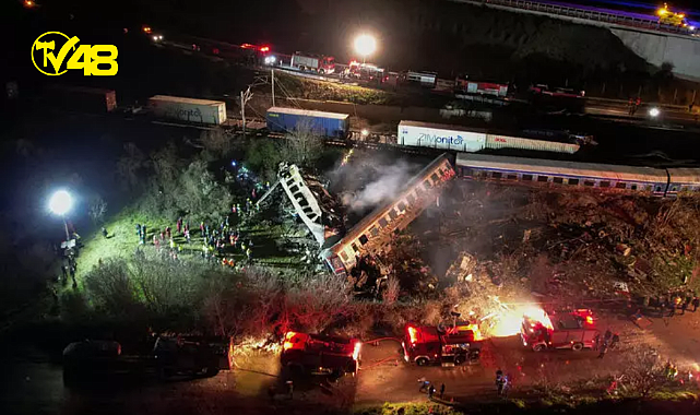 Korkunç kaza! Yunanistan&#039;da iki tren çarpıştı: 32 ölü, 85 yaralı