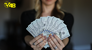 Bilim İnsanları Yanıtladı: Para Mutluluk Getirir mi?