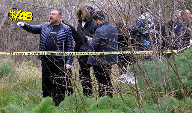 Darbedip öldürdükleri adamı sitenin bahçe duvarının demir parmaklıklarına astılar