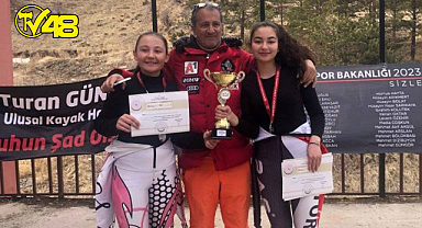 DENİZLİ'YE KAYAK SPORUNDA 2 MADALYA