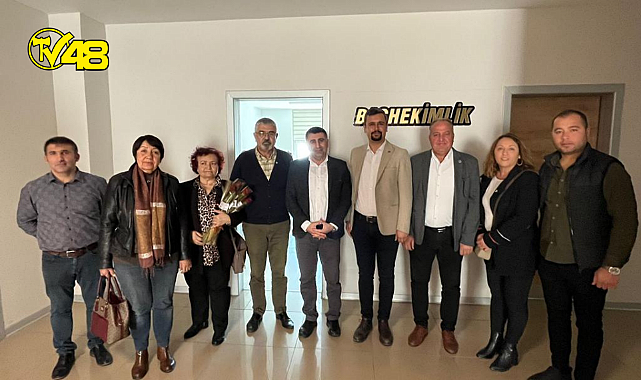 İYİ Parti Milas İlçe Başkanı Gürsel İnce ve yönetim kurulu üyeleri 14 Mart Tıp Bayramı nedeniyle sağlık çalışanlarını ziyaret etti