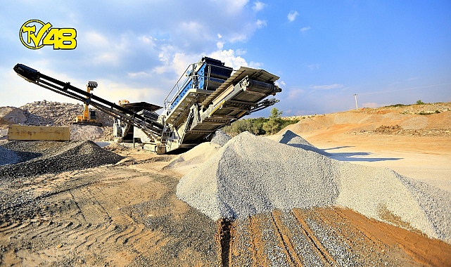 Muğla Büyükşehir Belediyesi, İnşaat Atıklarını Asfalt Malzemesine Dönüştürüyor!