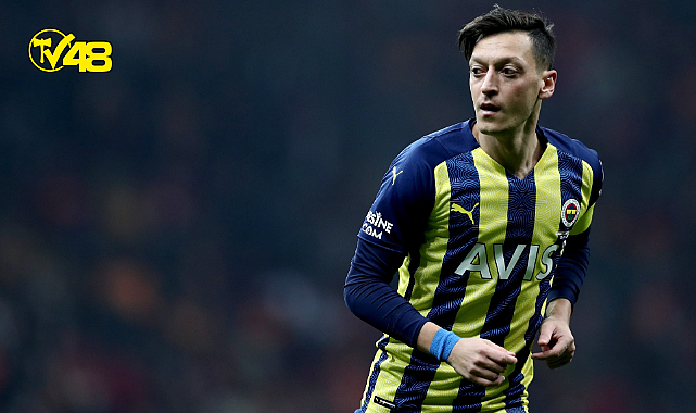 Son Dakika: Mesut Özil kariyerini sonlandırdı
